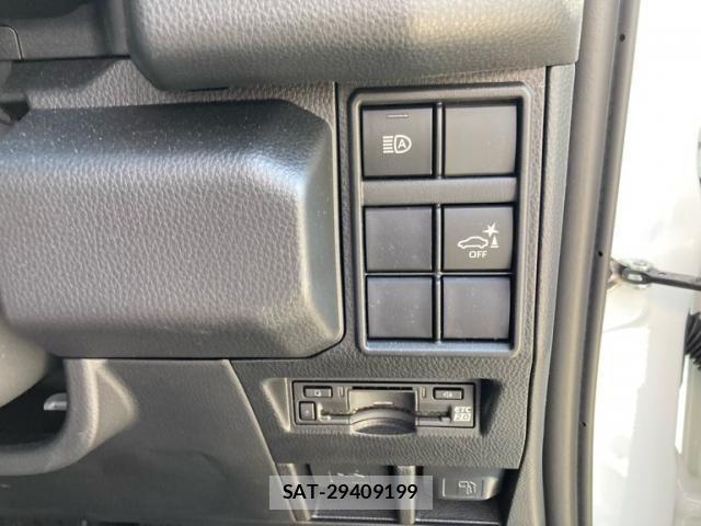 Toyota Land Cruiser FJ 2026-06 8230520-15