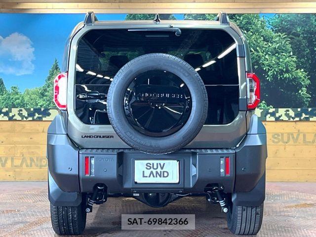 Toyota Land Cruiser FJ 2026-07 8245606-14