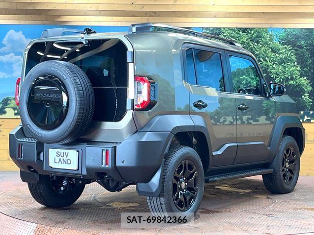 Toyota Land Cruiser FJ 2026-07 8245606-16