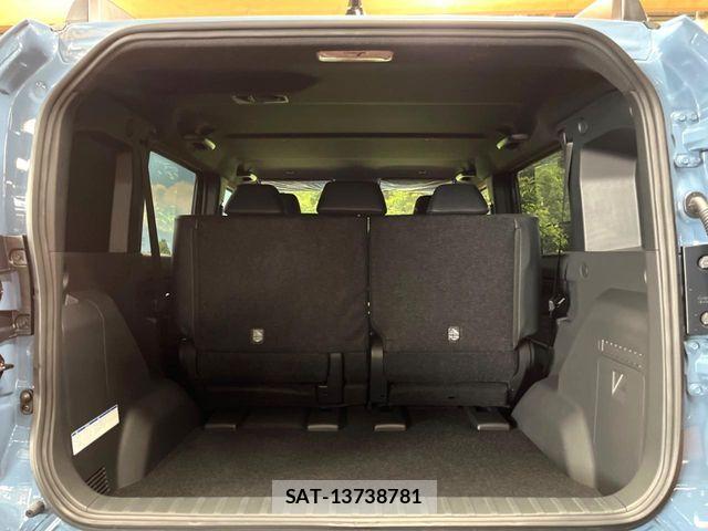 Toyota Land Cruiser FJ 2026-07 8245603-9