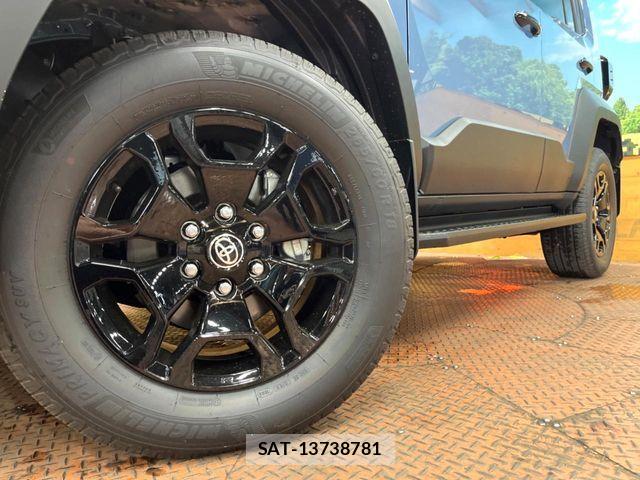 Toyota Land Cruiser FJ 2026-07 8245603-12