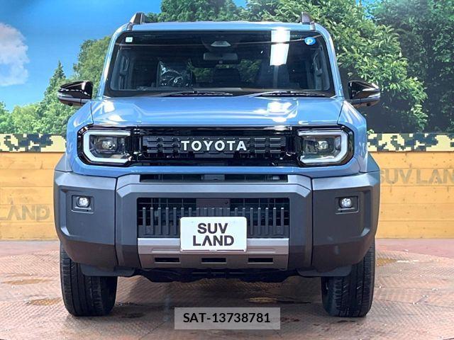 Toyota Land Cruiser FJ 2026-07 8245603-13