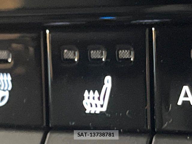 Toyota Land Cruiser FJ 2026-07 8245603-4