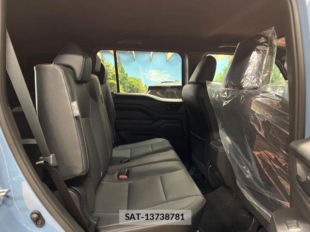 Toyota Land Cruiser FJ 2026-07 8245603-8