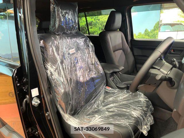 Toyota Land Cruiser FJ 2026-06 8245605-10