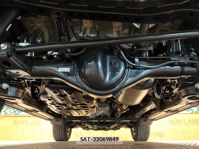 Toyota Land Cruiser FJ 2026-06 8245605-18