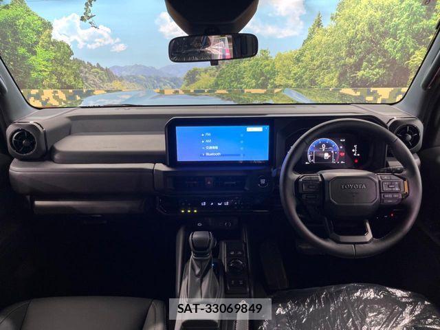 Toyota Land Cruiser FJ 2026-06 8245605-1