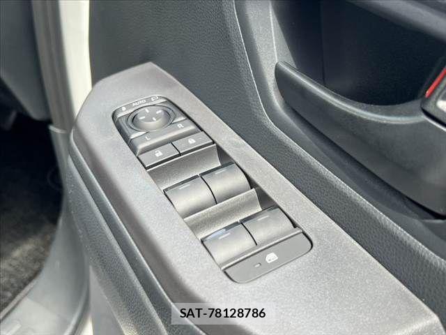 Toyota Land Cruiser FJ 2026-06 8315038-27