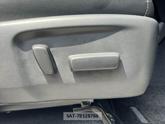 Toyota Land Cruiser FJ 2026-06 8315038-5