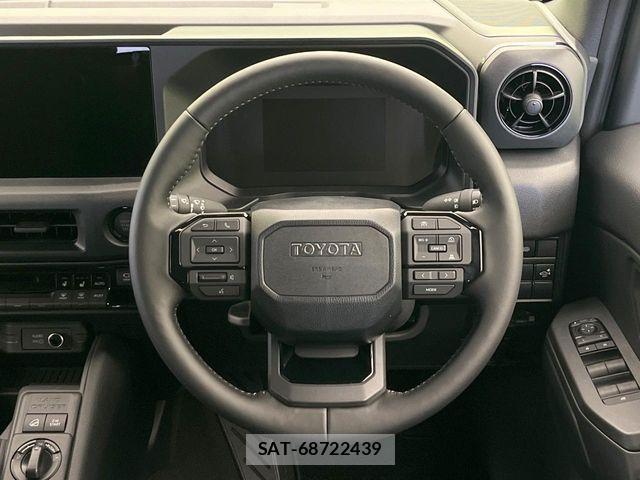 Toyota Land Cruiser FJ 2026-07 8334480-10