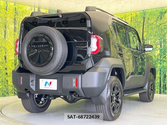 Toyota Land Cruiser FJ 2026-07 8334480-16