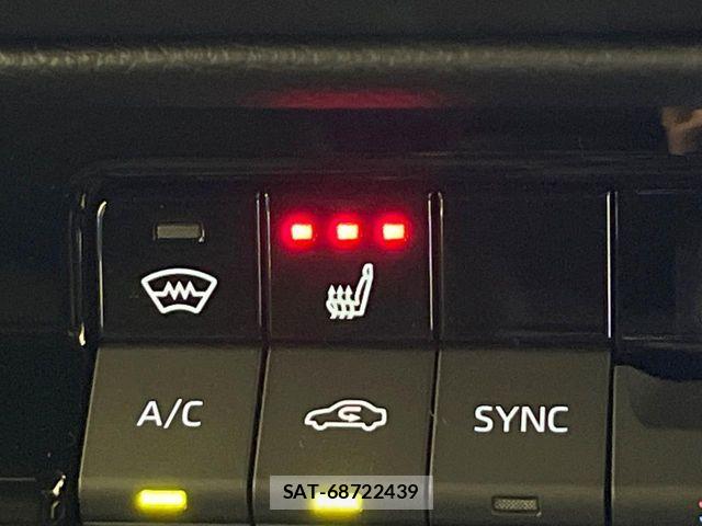 Toyota Land Cruiser FJ 2026-07 8334480-5