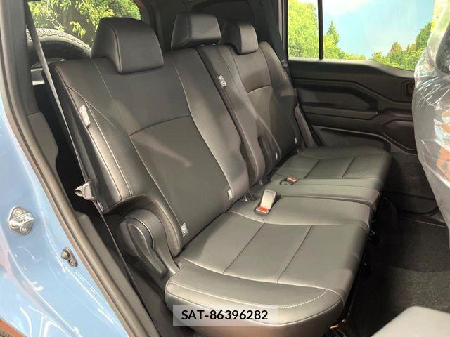 Toyota Land Cruiser FJ 2026-06 8336435-9