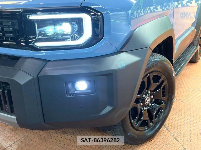 Toyota Land Cruiser FJ 2026-06 8336435-11