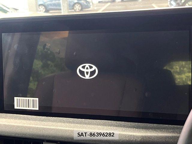 Toyota Land Cruiser FJ 2026-06 8336435-2