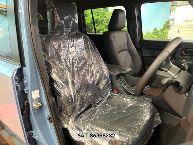 Toyota Land Cruiser FJ 2026-06 8336435-8