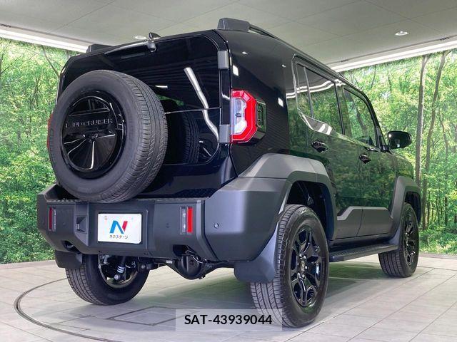 Toyota Land Cruiser FJ 2026-07 8336436-16