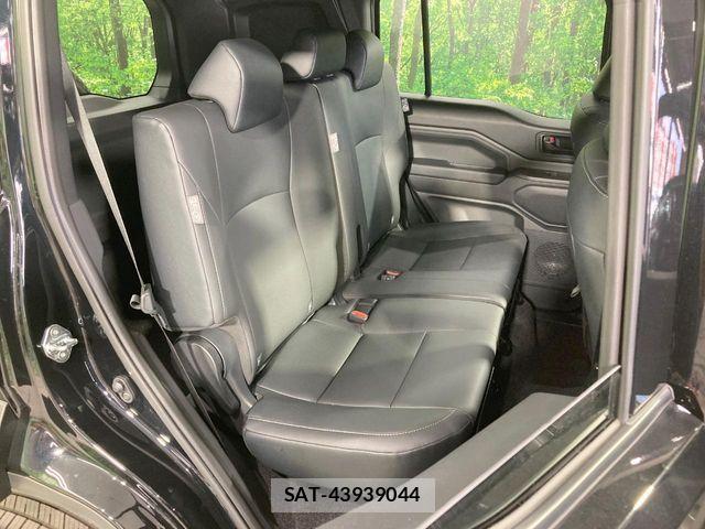 Toyota Land Cruiser FJ 2026-07 8336436-8
