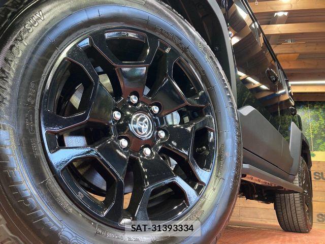 Toyota Land Cruiser FJ 2026-06 8336438-12