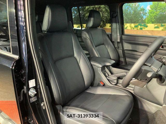 Toyota Land Cruiser FJ 2026-06 8336438-8