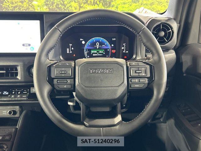 Toyota Land Cruiser FJ 2026-07 8336434-10