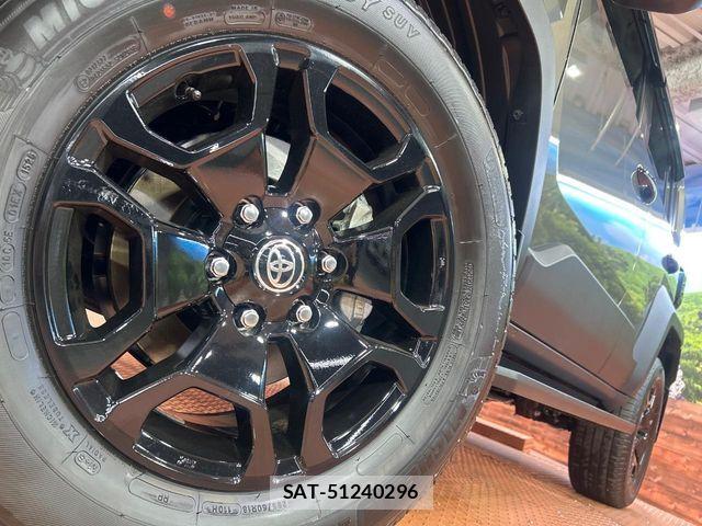 Toyota Land Cruiser FJ 2026-07 8336434-12