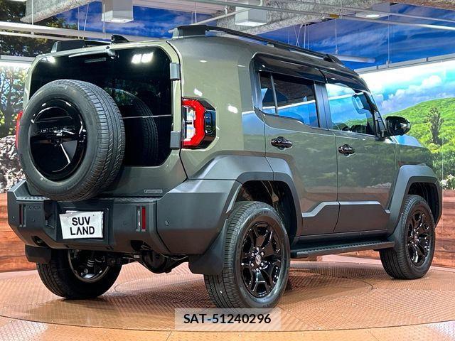 Toyota Land Cruiser FJ 2026-07 8336434-16