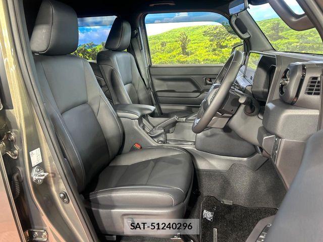 Toyota Land Cruiser FJ 2026-07 8336434-7