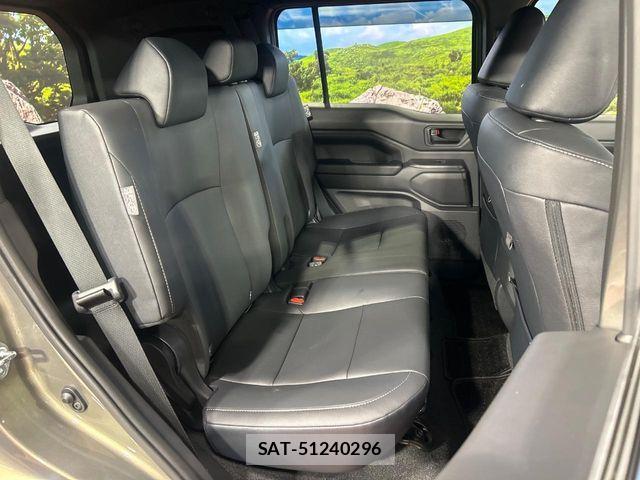 Toyota Land Cruiser FJ 2026-07 8336434-8