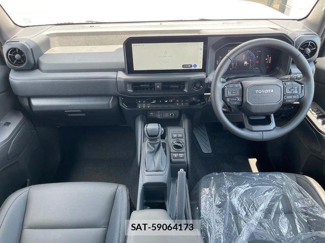 Toyota Land Cruiser FJ 2026-07 8354789-1