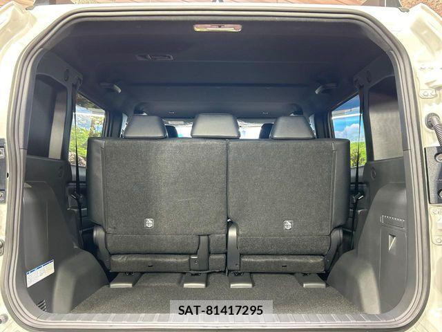 Toyota Land Cruiser FJ 2026-07 8366570-9