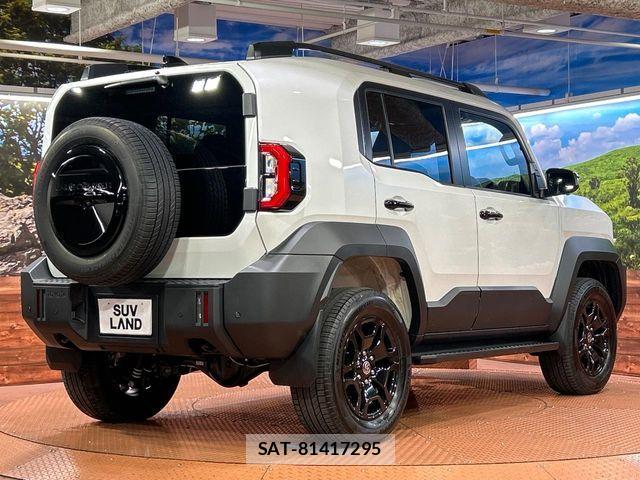 Toyota Land Cruiser FJ 2026-07 8366570-16