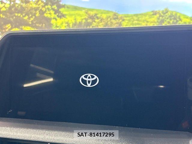 Toyota Land Cruiser FJ 2026-07 8366570-3