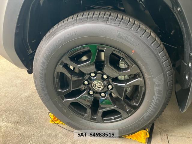 Toyota Land Cruiser FJ 2026-07 8366576-20