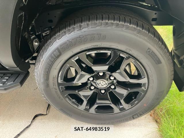 Toyota Land Cruiser FJ 2026-07 8366576-21