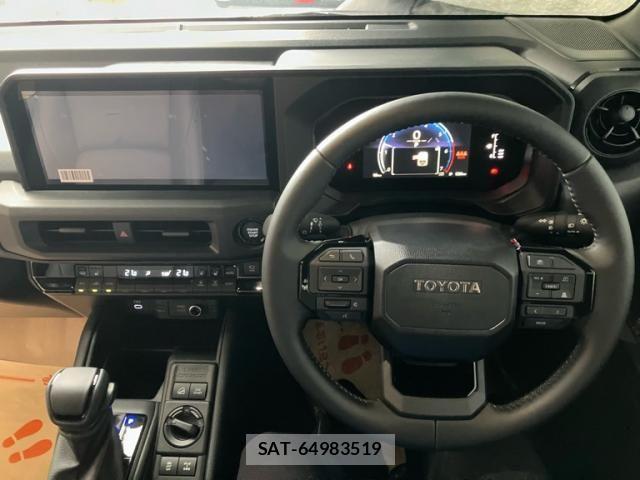 Toyota Land Cruiser FJ 2026-07 8366576-6