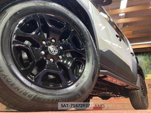 Toyota Land Cruiser FJ 2026-06 8366569-12