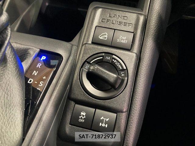 Toyota Land Cruiser FJ 2026-06 8366569-6