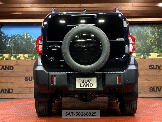 Toyota Land Cruiser FJ 2026-06 8366571-14