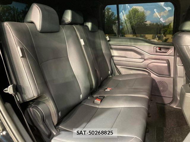 Toyota Land Cruiser FJ 2026-06 8366571-8
