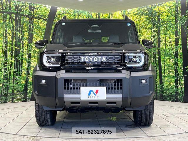 Toyota Land Cruiser FJ 2026-07 8366572-13