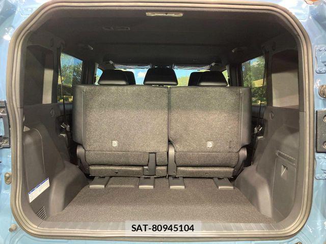 Toyota Land Cruiser FJ 2026-06 8366566-10