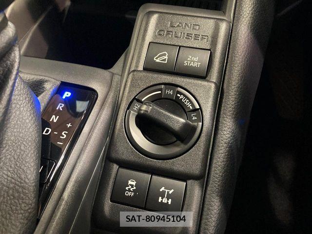 Toyota Land Cruiser FJ 2026-06 8366566-5
