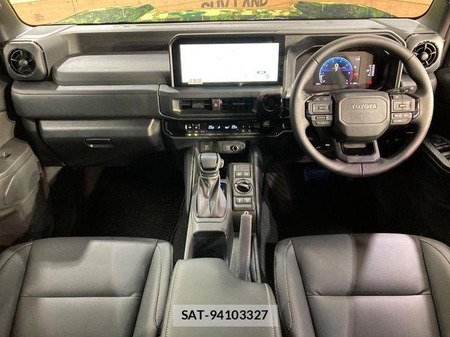 Toyota Land Cruiser FJ 2026-07 8366573-1