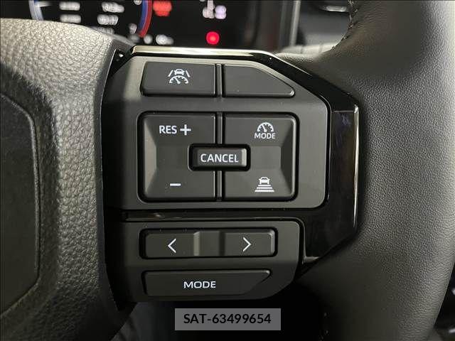 Toyota Land Cruiser FJ 2026-07 8366567-17