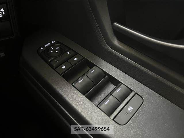 Toyota Land Cruiser FJ 2026-07 8366567-18