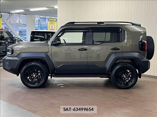 Toyota Land Cruiser FJ 2026-07 8366567-3