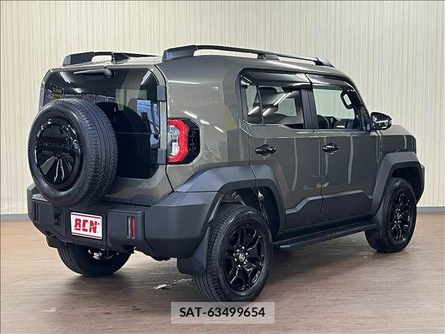 Toyota Land Cruiser FJ 2026-07 8366567-4
