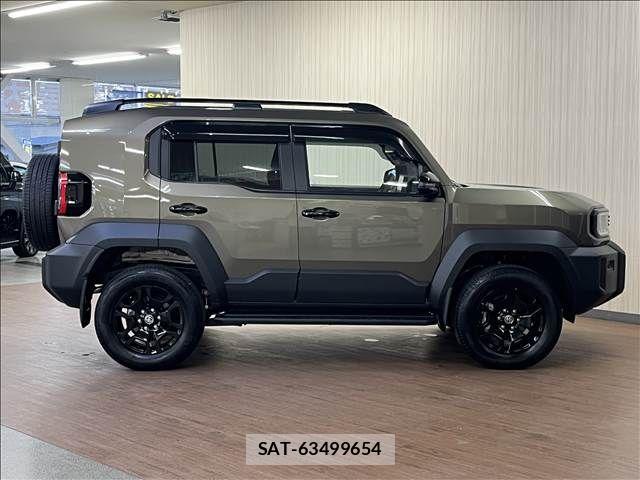 Toyota Land Cruiser FJ 2026-07 8366567-7