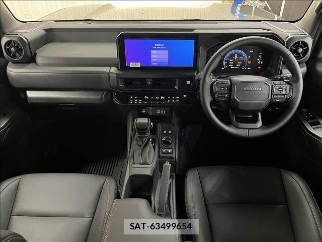 Toyota Land Cruiser FJ 2026-07 8366567-8